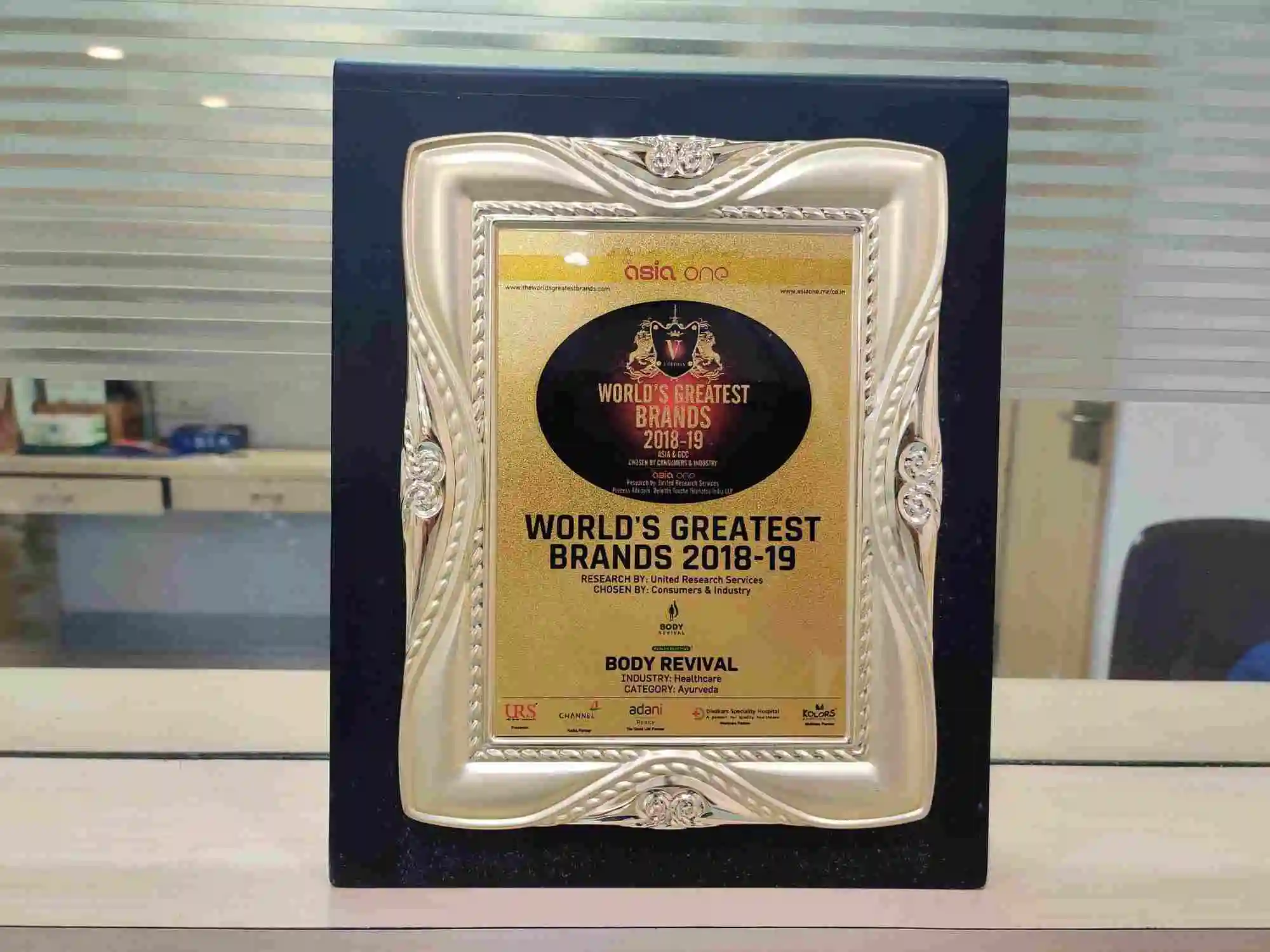 10.-Body-Revival-world-greatst-brands-2018-2019-Award.webp